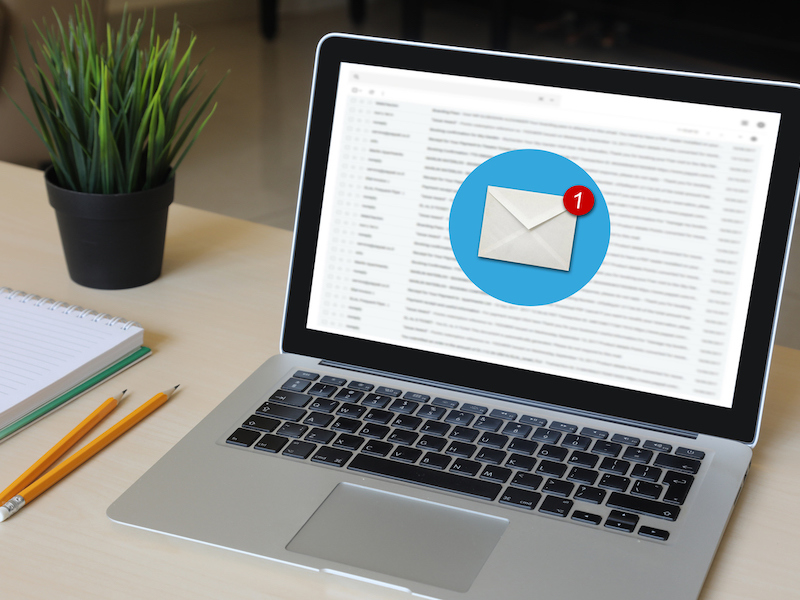 New mail online message email communication laptop computer desk